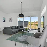 3 Bedroom In בית נופש
