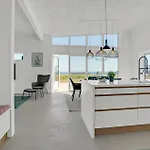 3 Bedroom In בית נופש Sjolund
