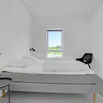 3 Bedroom In בית נופש Sjolund