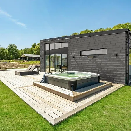 3 Bedroom In * Sjolund