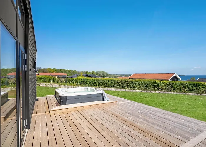 Nyaraló 3 Bedroom In *