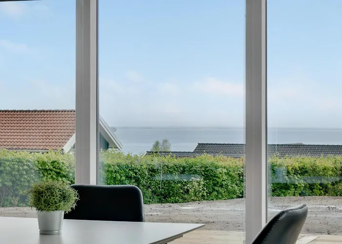 3 Bedroom In * Sjølund